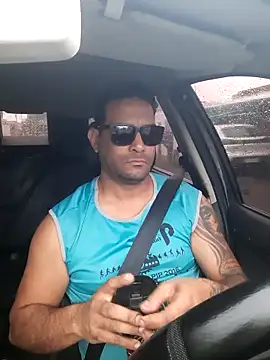 hecwil8 online show from November 29, 12:30 pm