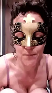 Masquegirlmysterious online show from February 21, 7:48 pm