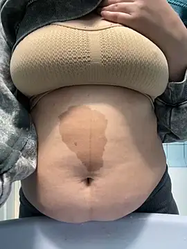 Snapshot of Angel__lika chatting on October 1, 4:24 pm Angel  lika online show from October 1, 4:24 pm