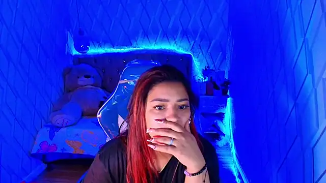 NicolleTaylor online show from November 28, 3:53 am