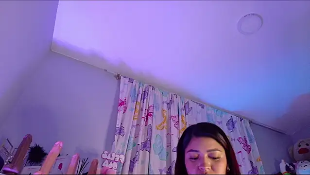 NicolleTaylor online show from August 6, 4:14 am