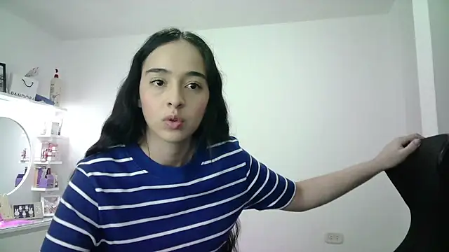 Snapshot of aineangeel chatting on May 24, 12:15 am aineangeel online show from May 24, 12:15 am