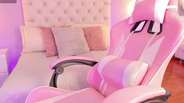 Brann tadzio online show from February 19, 7:38 pm