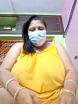 Snapshot of kunjan789 chatting on December 13, 1:37 am kunjan789 online show from December 13, 1:37 am