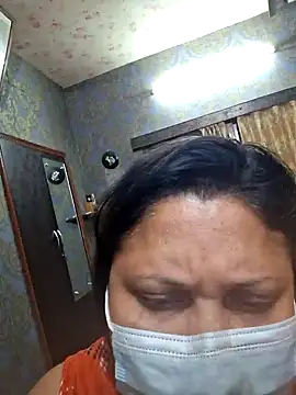 Snapshot of kunjan789 chatting on December 24, 7:33 pm kunjan789 online show from December 24, 7:33 pm