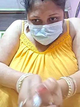 Snapshot of kunjan789 chatting on February 22, 2:28 am kunjan789 online show from February 22, 2:28 am