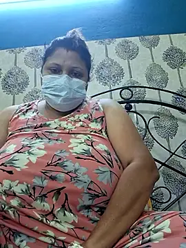 Snapshot of kunjan789 chatting on September 25, 4:05 am kunjan789 online show from September 25, 4:05 am