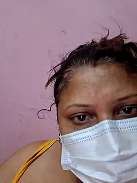 Snapshot of kunjan789 chatting on October 17, 2:37 am kunjan789 online show from October 17, 2:37 am