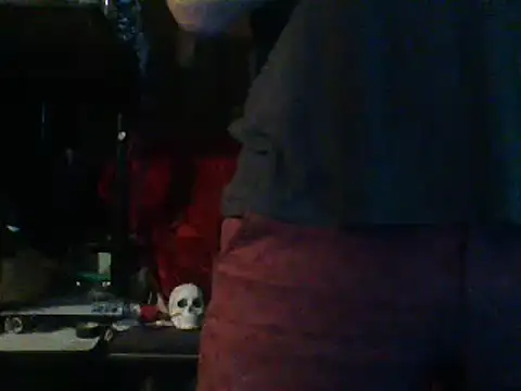 Snapshot of mrdemoncrowly chatting on January 31, 4:14 am mrdemoncrowly online show from January 31, 4:14 am