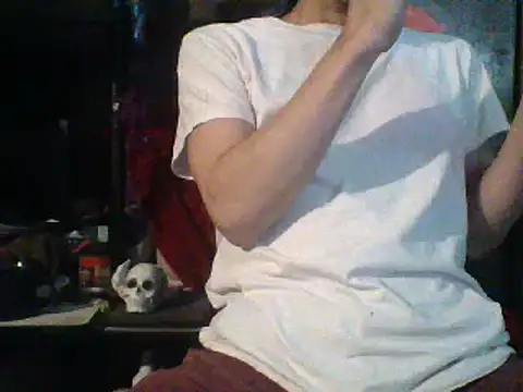 Snapshot of mrdemoncrowly chatting on February 11, 4:33 am mrdemoncrowly online show from February 11, 4:33 am