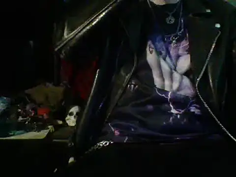 Snapshot of mrdemoncrowly chatting on February 15, 8:22 am mrdemoncrowly online show from February 15, 8:22 am