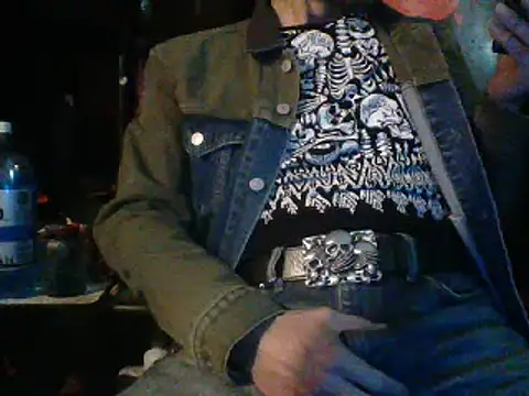 Snapshot of mrdemoncrowly chatting on February 27, 4:09 am mrdemoncrowly online show from February 27, 4:09 am