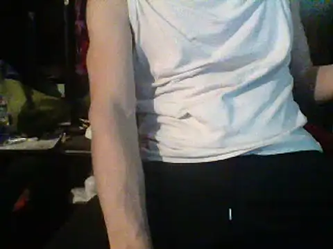 Snapshot of mrdemoncrowly chatting on March 4, 4:49 am mrdemoncrowly online show from March 4, 4:49 am