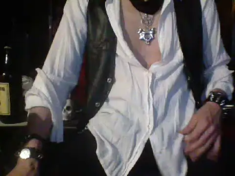 Snapshot of mrdemoncrowly chatting on March 9, 2:29 am mrdemoncrowly online show from March 9, 2:29 am