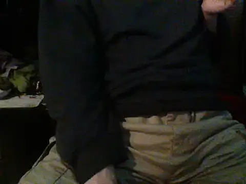 Snapshot of mrdemoncrowly chatting on March 22, 8:40 am mrdemoncrowly online show from March 22, 8:40 am