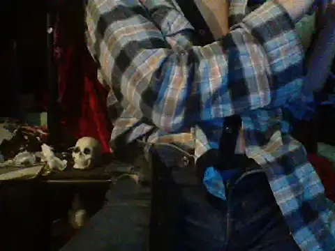 Snapshot of mrdemoncrowly chatting on March 22, 11:42 am mrdemoncrowly online show from March 22, 11:42 am