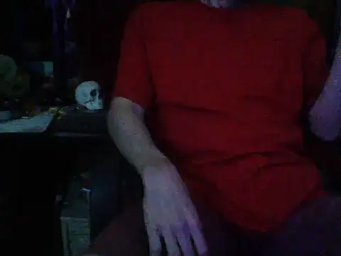 Snapshot of mrdemoncrowly chatting on October 7, 5:15 am mrdemoncrowly online show from October 7, 5:15 am