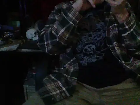 Snapshot of mrdemoncrowly chatting on October 15, 4:45 am mrdemoncrowly online show from October 15, 4:45 am