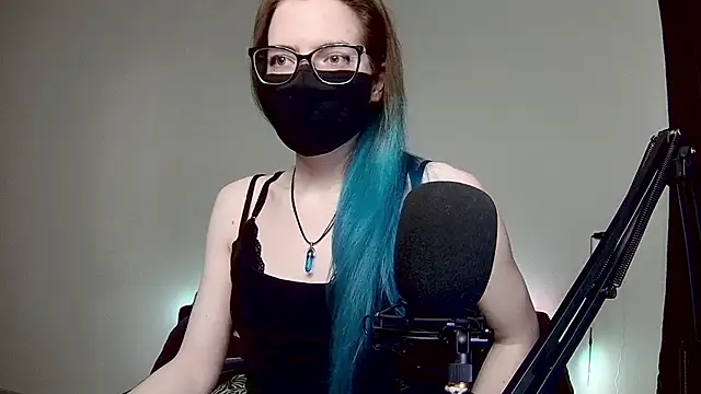 Snapshot of amber_candyfloss chatting on December 23, 10:23 pm amber candyfloss online show from December 23, 10:23 pm