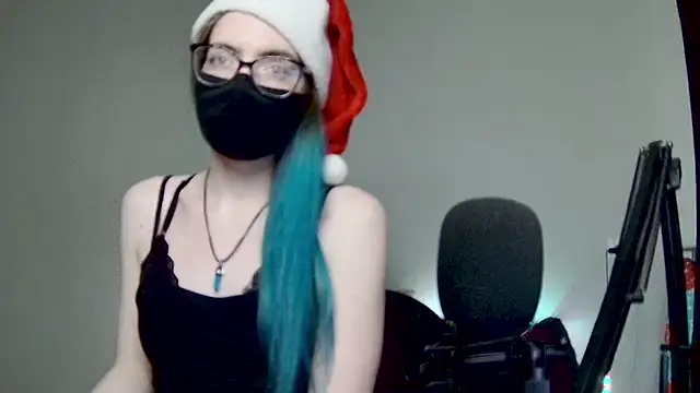 Snapshot of amber_candyfloss chatting on December 27, 2:25 am amber candyfloss online show from December 27, 2:25 am