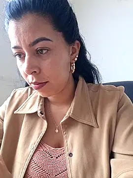 Snapshot of Emily_Wane chatting on May 29, 4:05 pm Emily Wane online show from May 29, 4:05 pm