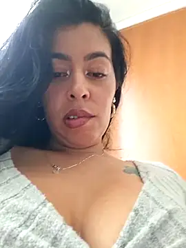 Snapshot of Emily_Wane chatting on May 31, 4:47 pm Emily Wane online show from May 31, 4:47 pm