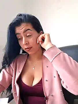 Snapshot of Emily_Wane chatting on June 3, 6:13 pm Emily Wane online show from June 3, 6:13 pm