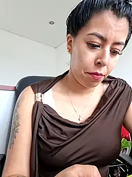 Snapshot of Emily_Wane chatting on June 15, 2:52 pm Emily Wane online show from June 15, 2:52 pm
