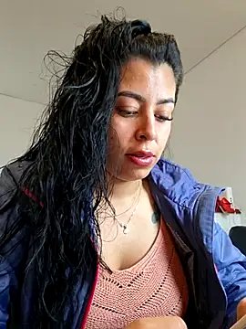 Snapshot of Emily_Wane chatting on July 11, 5:59 pm Emily Wane online show from July 11, 5:59 pm