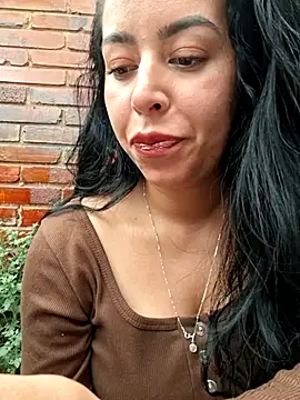 Snapshot of Emily_Wane chatting on July 17, 6:02 pm Emily Wane online show from July 17, 6:02 pm