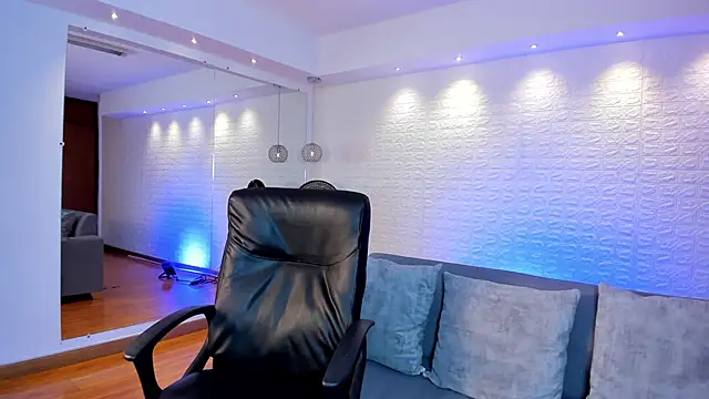 Snapshot of victoria_mooree chatting on March 6, 5:54 pm victoria mooree online show from March 6, 5:54 pm