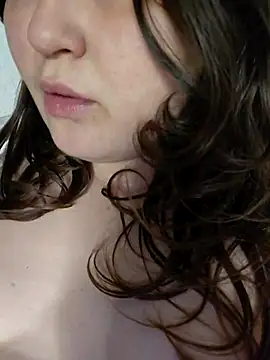 BlackCurly online show from April 26, 7:00 pm