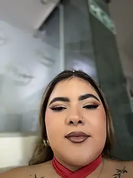 Snapshot of EVELIN_MASON chatting on June 23, 11:03 pm EVELIN MASON online show from June 23, 11:03 pm