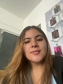 Snapshot of EVELIN_MASON chatting on July 19, 7:17 pm EVELIN MASON online show from July 19, 7:17 pm