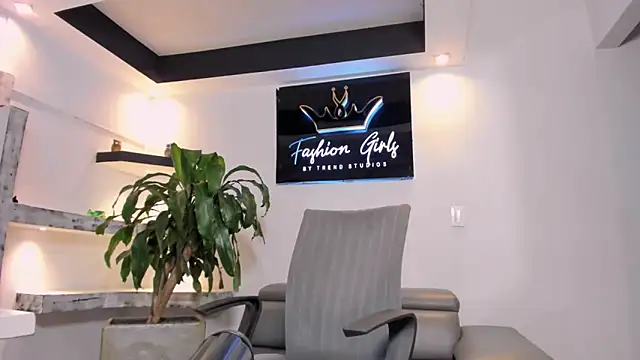 AnaRuiz online show from November 22, 1:04 am