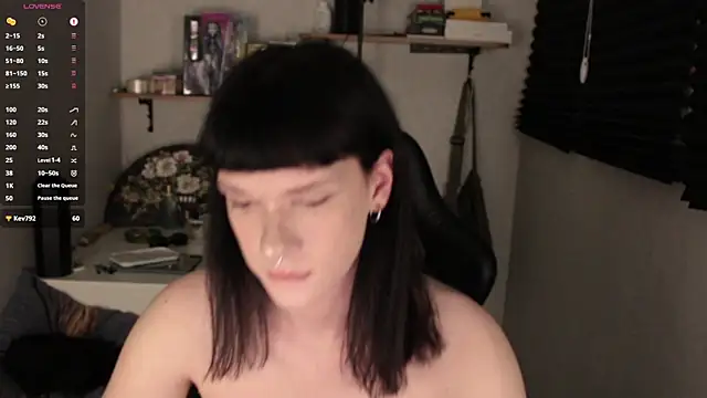 carthylovvve online show from March 13, 6:56 pm