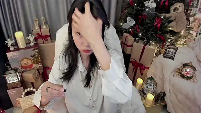 Snapshot of Minami_686 chatting on January 9, 6:26 pm Minami 686 online show from January 9, 6:26 pm