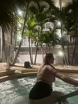 SexxxiLexiiii online show from March 11, 4:29 am