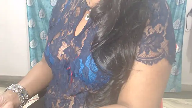 Snapshot of Sophia_your chatting on May 18, 5:19 pm Sophia your online show from May 18, 5:19 pm