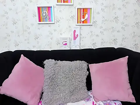 milf bigass  online show from November 11, 12:16 pm