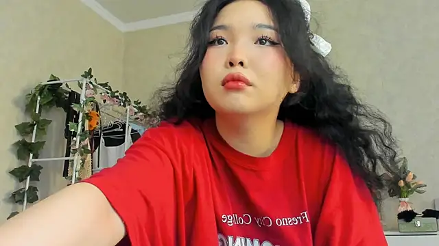 Snapshot of wastforu chatting on February 3, 8:13 am wastforu online show from February 3, 8:13 am