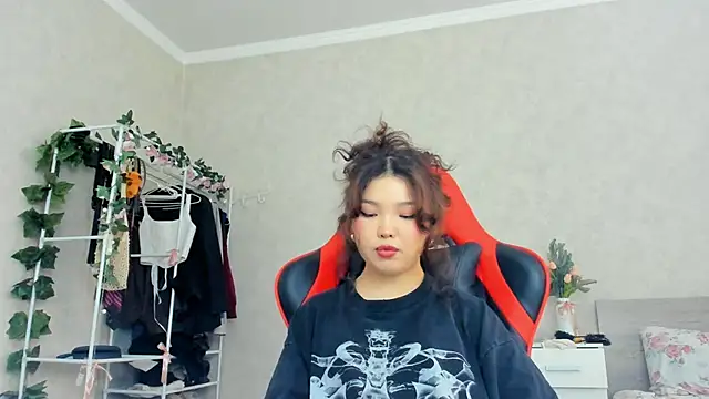 Snapshot of wastforu chatting on February 10, 10:53 am wastforu online show from February 10, 10:53 am