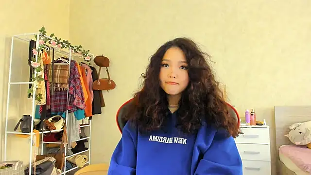 Snapshot of wastforu chatting on October 13, 6:13 am wastforu online show from October 13, 6:13 am