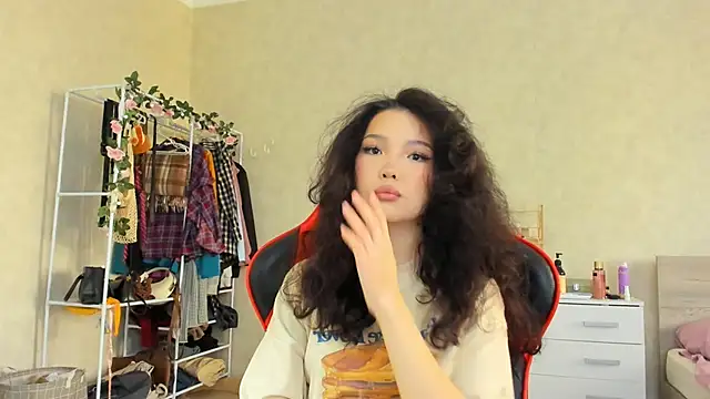 Snapshot of wastforu chatting on October 17, 6:27 am wastforu online show from October 17, 6:27 am