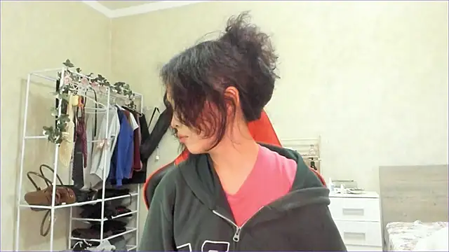 Snapshot of wastforu chatting on March 5, 11:28 am wastforu online show from March 5, 11:28 am