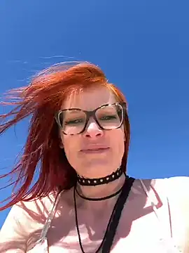 die-EinHORNY-WG online show from May 1, 12:43 pm