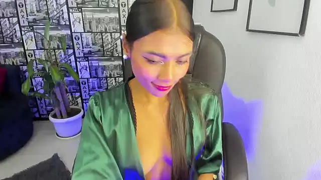 Lilithsabeth online show from January 10, 11:50 pm