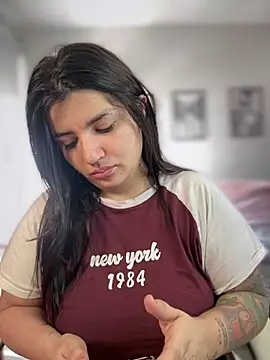 Snapshot of horny_roomiess chatting on October 26, 2:56 pm horny roomiess online show from October 26, 2:56 pm