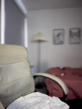 Snapshot of horny_roomiess chatting on November 20, 6:29 pm horny roomiess online show from November 20, 6:29 pm