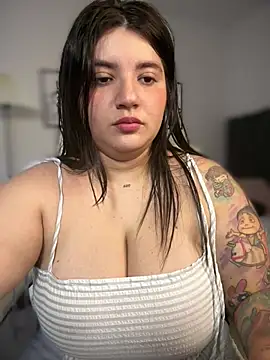 horny roomiess online show from February 18, 6:37 pm